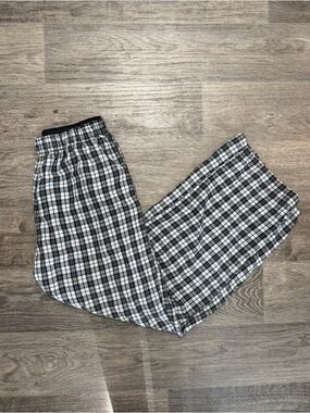 Colsie Black & White Plaid Lounge Pants